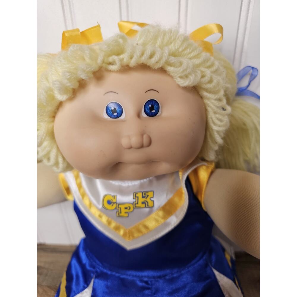 Cabbage Patch Kids 1984 Blonde Hair Blue Eye Cheerleader Doll Vintage - Picture 3 of 8